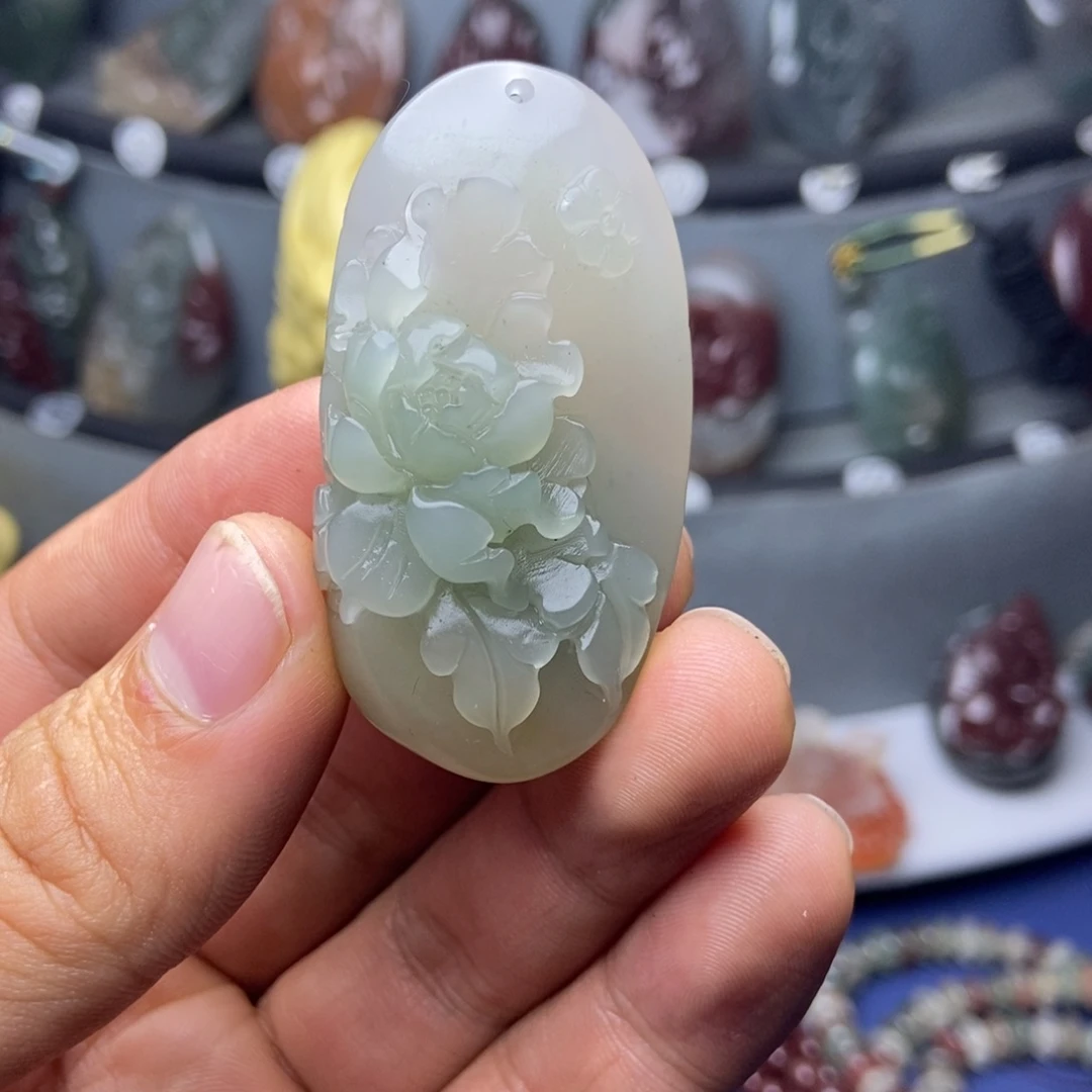 玛瑙/玉髓未镶嵌颈饰