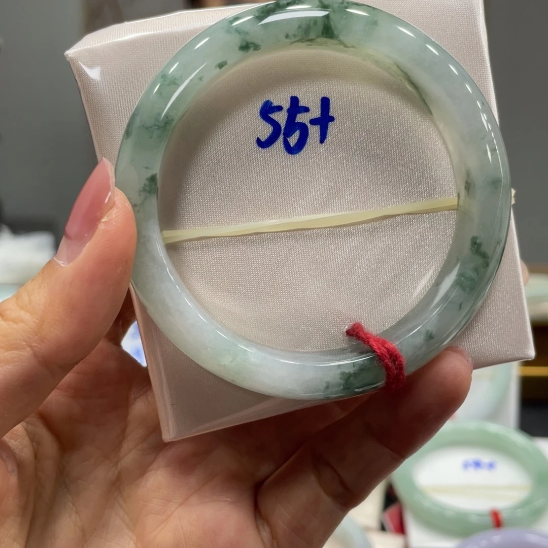 翡翠未镶嵌手镯翡翠