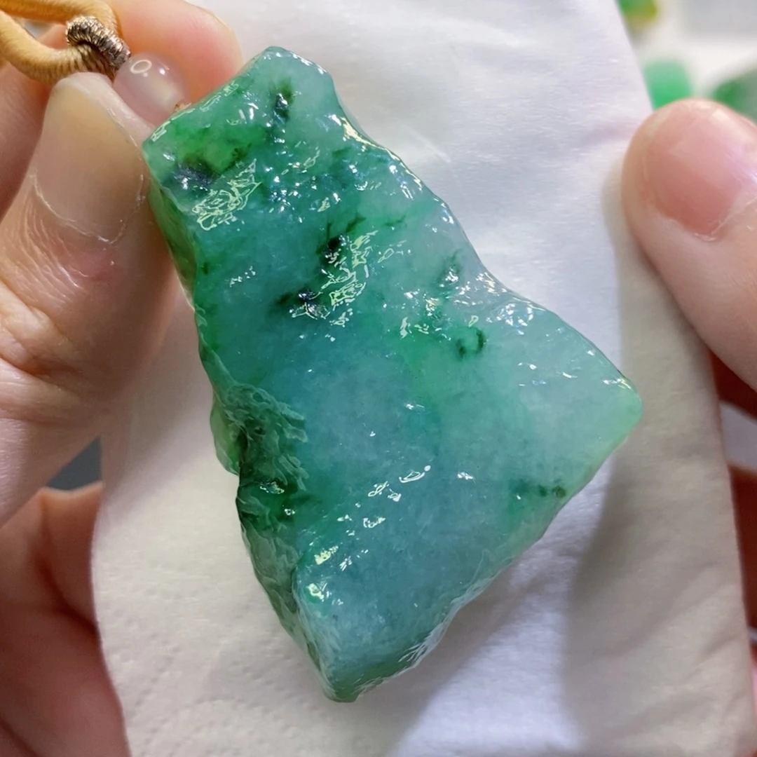 【闪购商品】翡翠吊坠(不含链)未镶嵌415