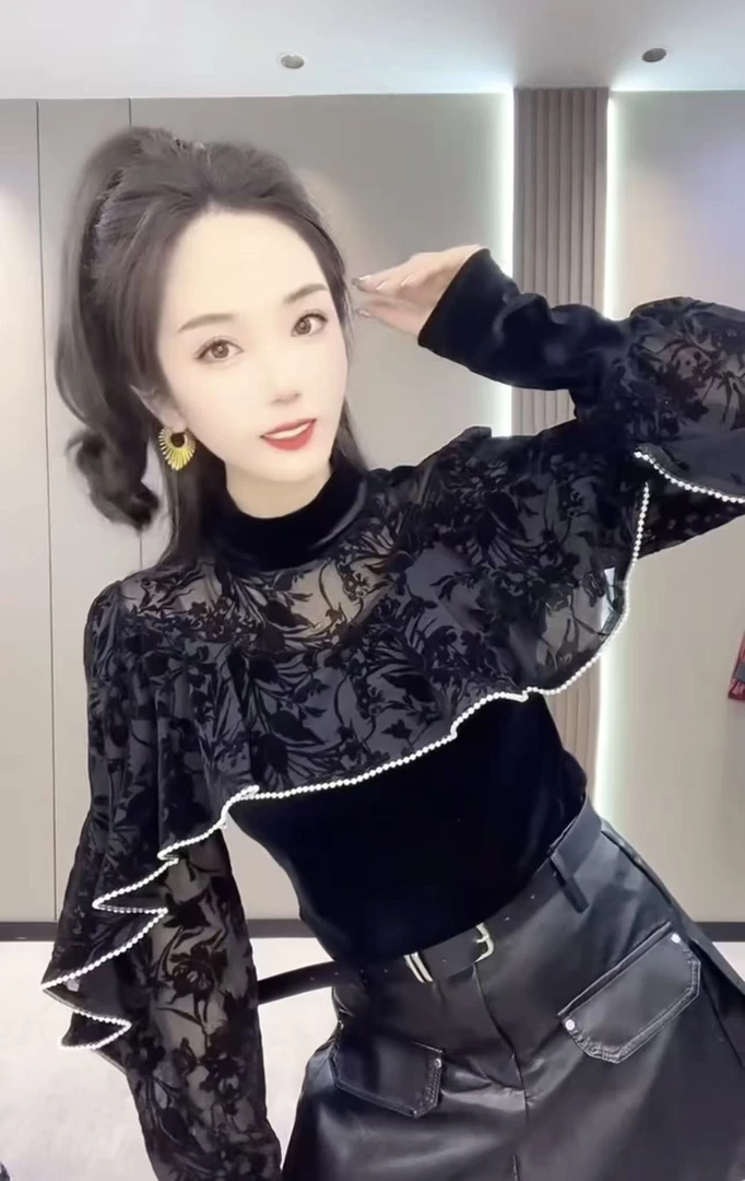 2荷叶边洋气修身植绒拼接立领黑色长袖加绒法式T恤