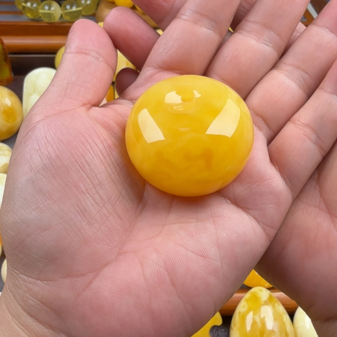琥珀颈饰未镶嵌纯天然琥珀蜜蜡