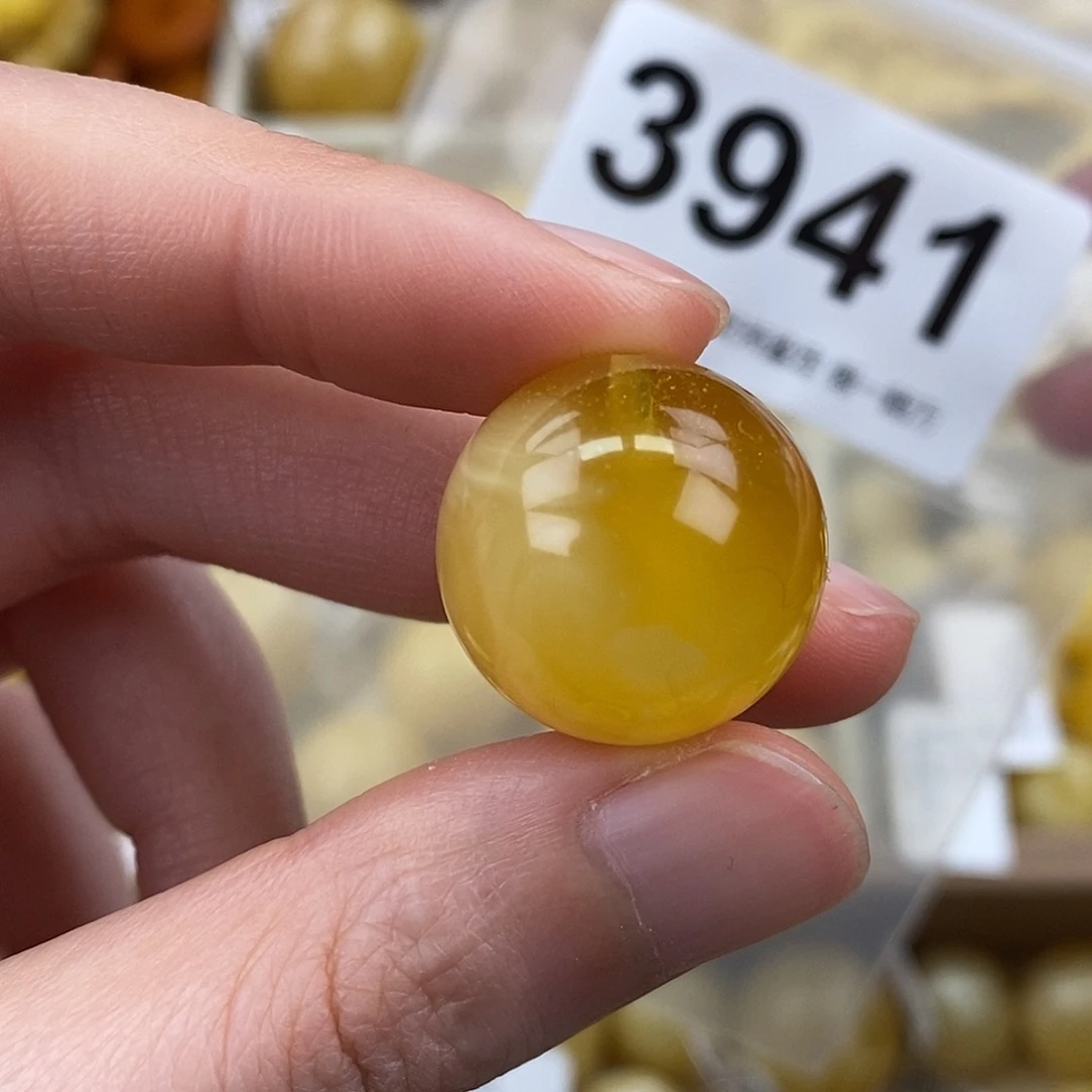 蜜蜡未镶嵌珠宝奇石19.6