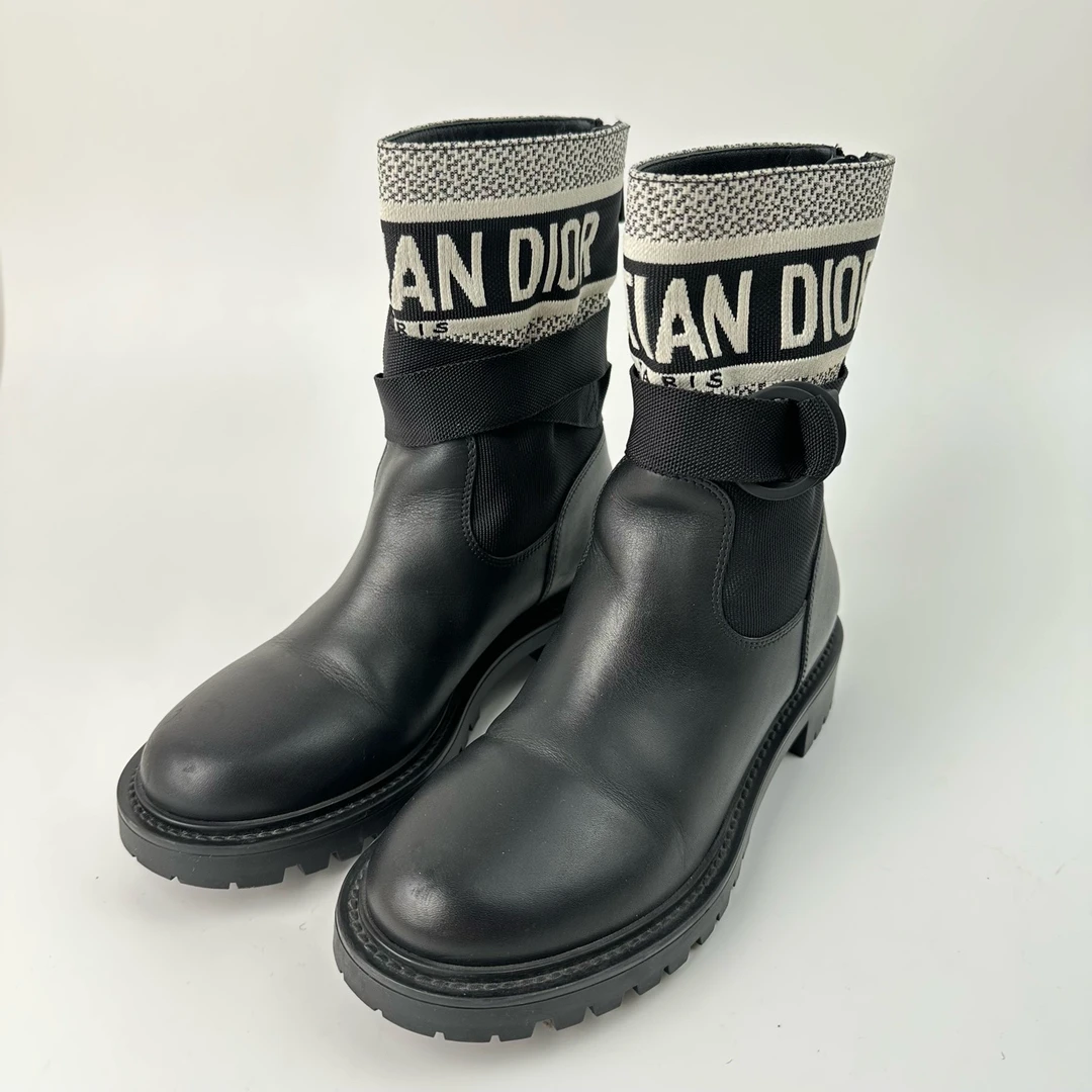 99新 DIOR/迪奥 D-Major 牛皮革 短靴 女款 黑色 36码/3966