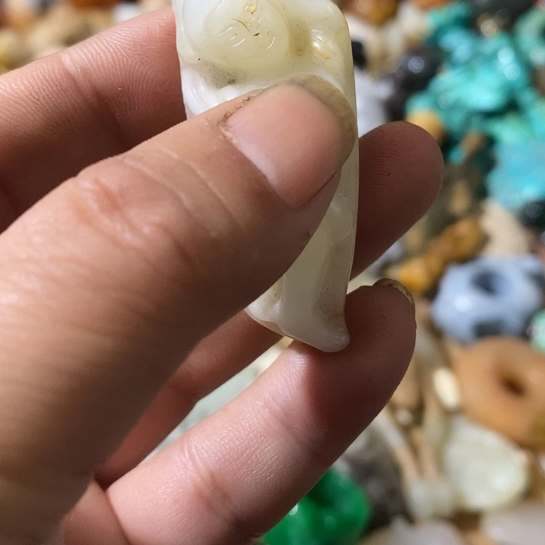 和田玉（糖玉）未镶嵌挂件