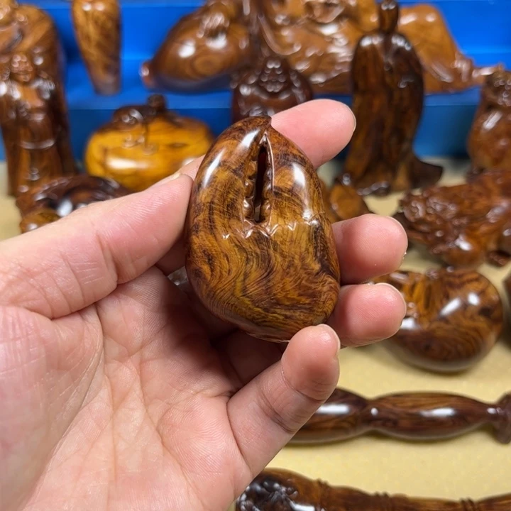 黄花梨降香黄檀把件