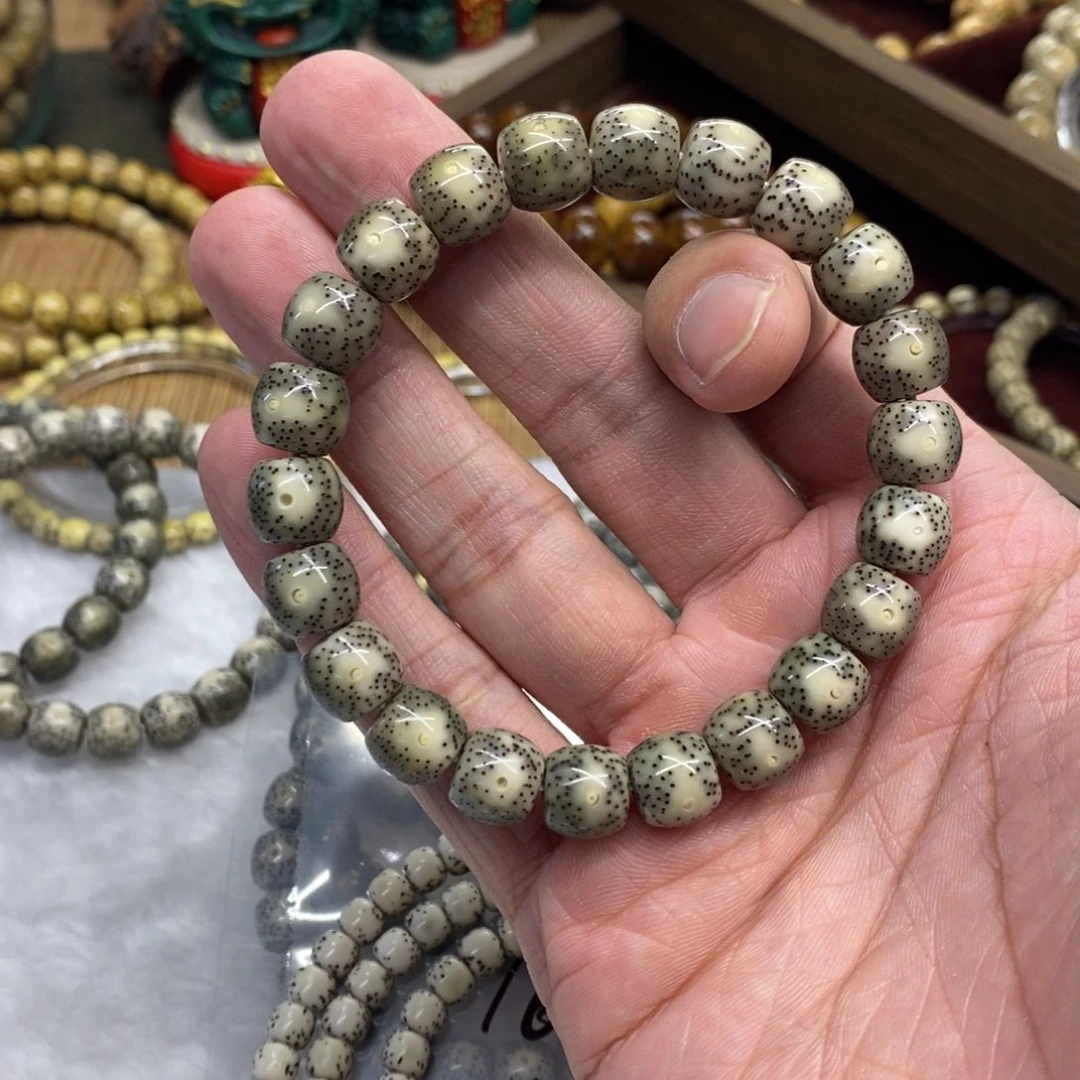 吊坠星月菩提股珠福利