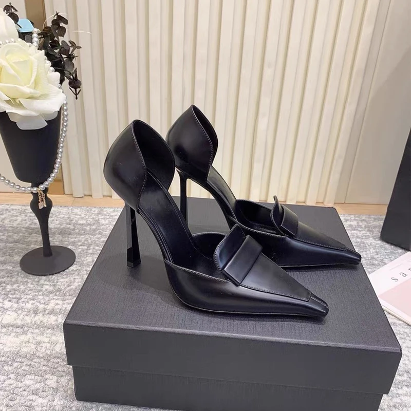 2025年春季新款复古黑色高跟鞋细跟中空百搭气质设计感小众单鞋女