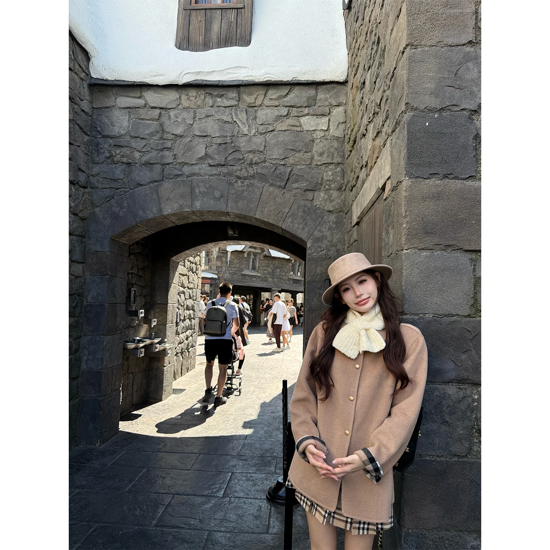 八盖pinky piggy  塞卢德堡 卡其色千金休闲翻领双面呢外套