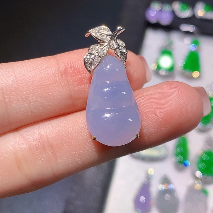 吊坠(不含链)18K金镶嵌翡翠