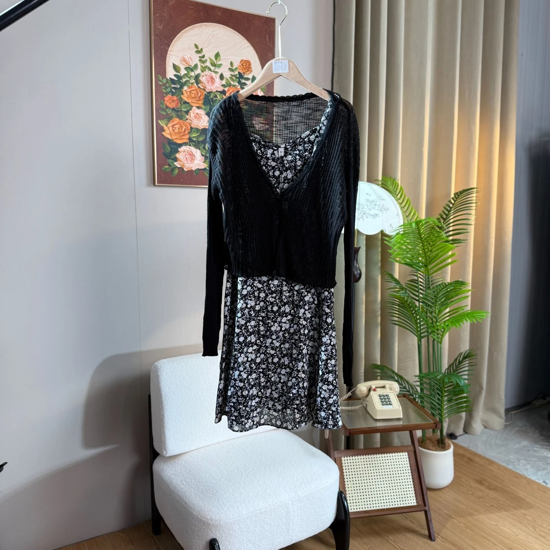 【钟意宠粉】E053 气质时尚夏季连衣裙【黑色】