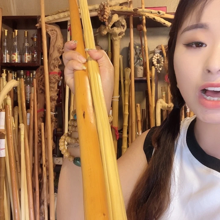 昆***月1223655555566656