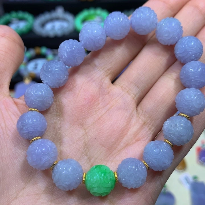 翡翠18K金镶嵌颈饰翡翠11