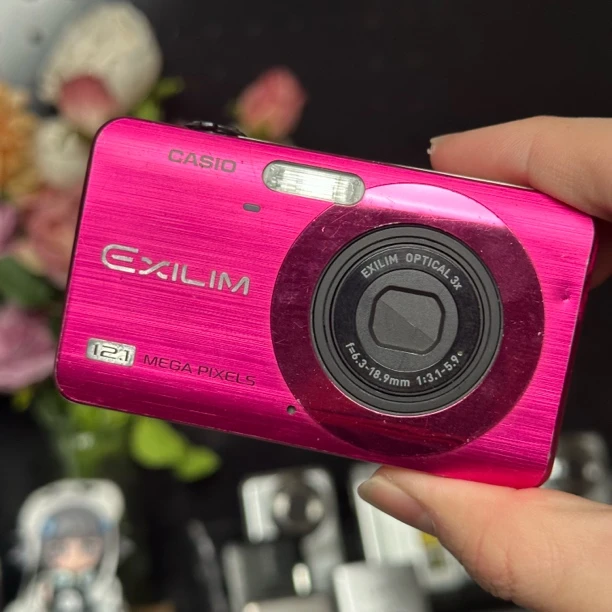 9新 Casio/卡西欧 卡西欧z90粉色1200万像素3倍变焦配件齐全
