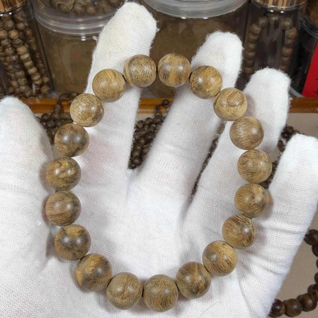 沉香沉香碎屑柬埔寨菩萨7分沉9克1.1