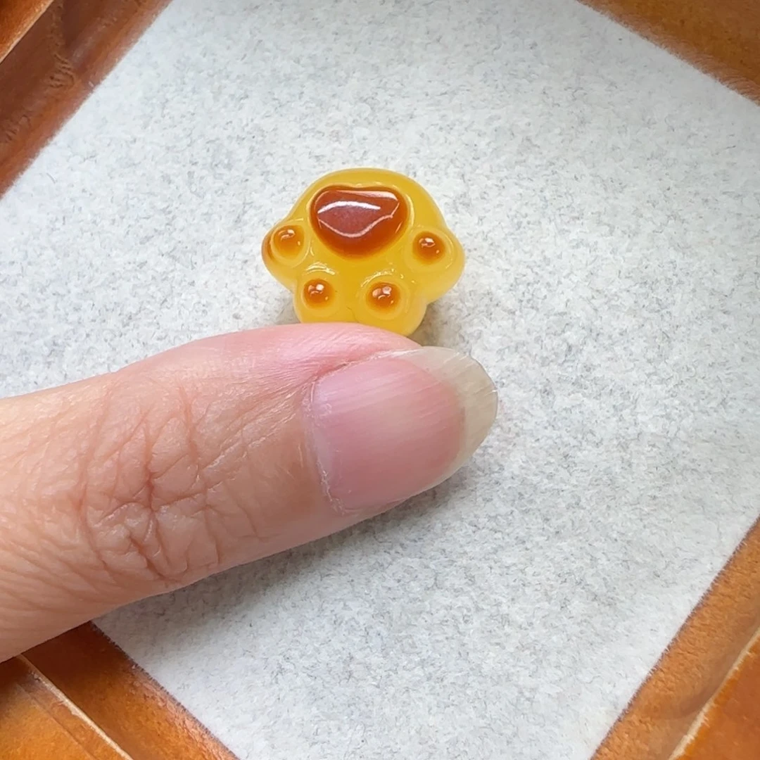 琥珀未镶嵌珠宝奇石定制