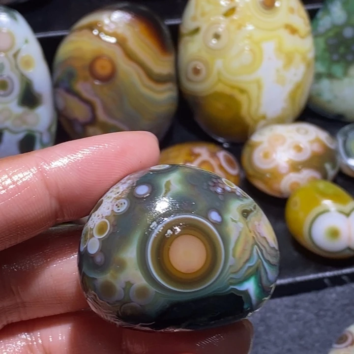 玛瑙/玉髓未镶嵌珠宝半成品91