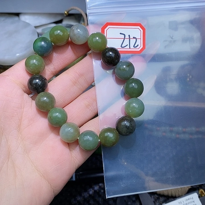 和田玉和田玉边角料随机发未镶嵌