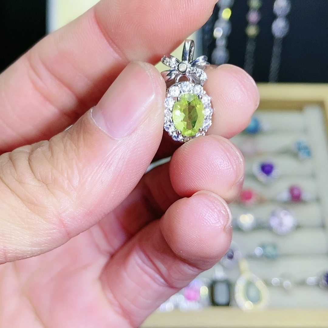 【闪购商品】吊坠(不含链)未镶嵌橄榄石