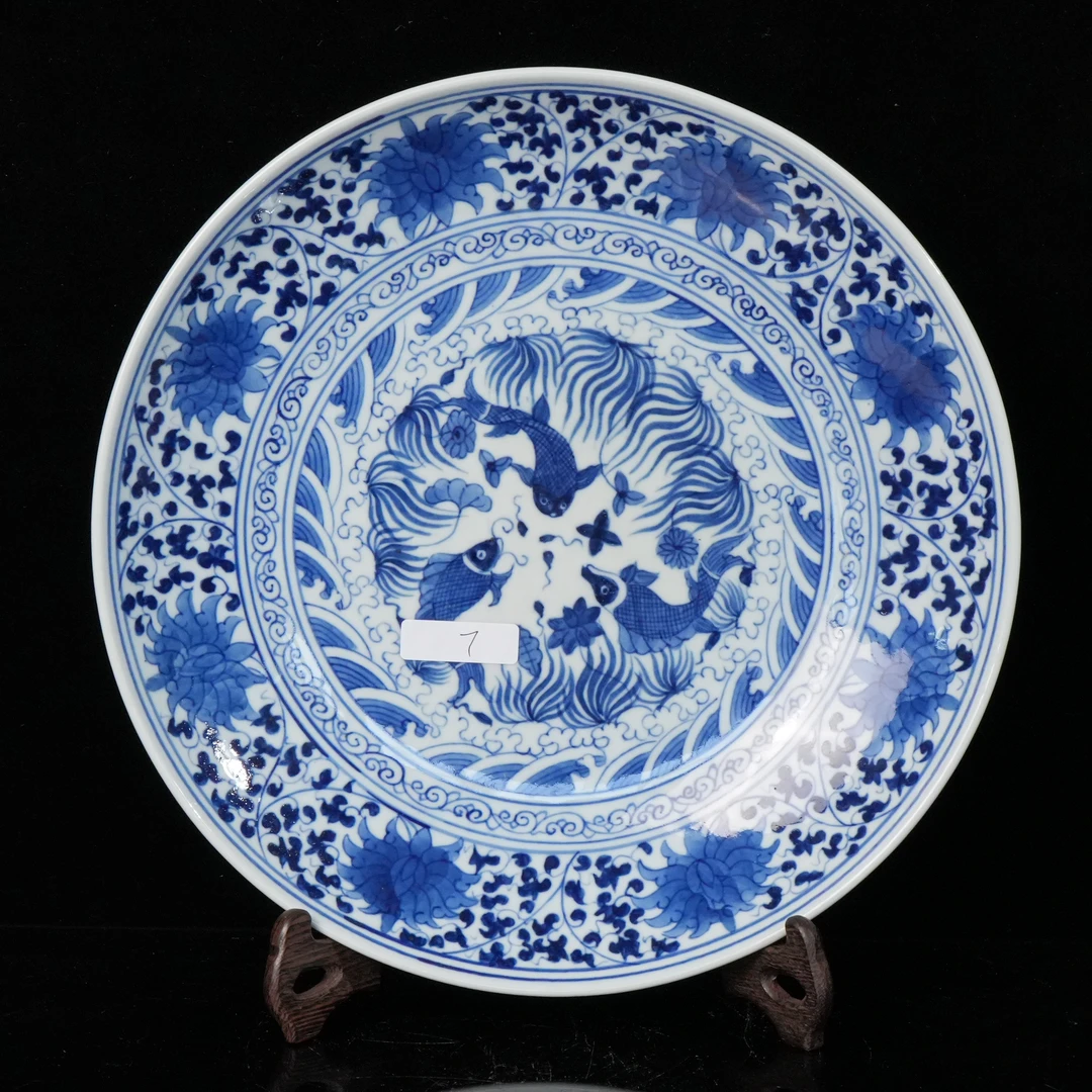 lot16675 6156 晚期 青花花卉纹渔藻图大盘 d29