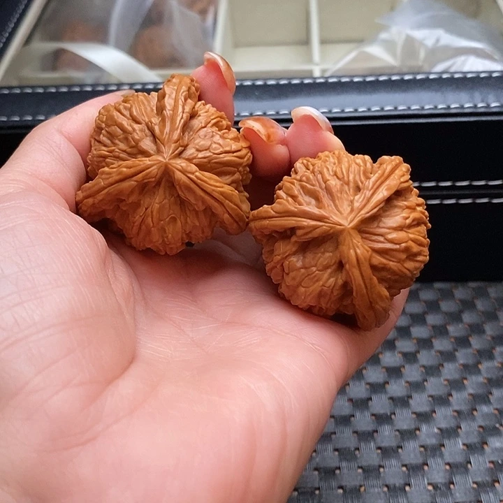 有***来吊坠文玩核桃42尺 白