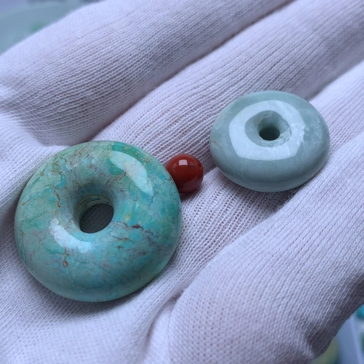 Z****南红玛瑙未镶嵌珠宝奇石