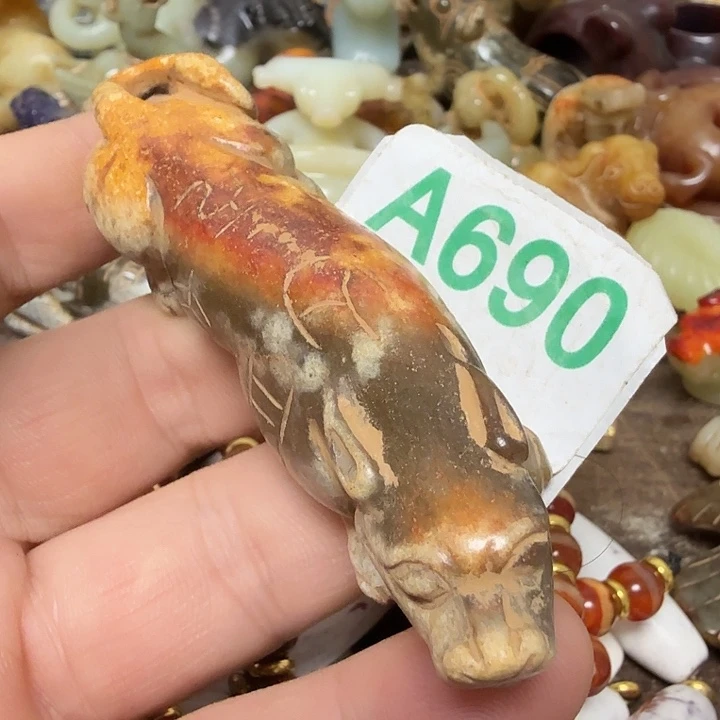 二***爷和田玉未镶嵌颈饰
