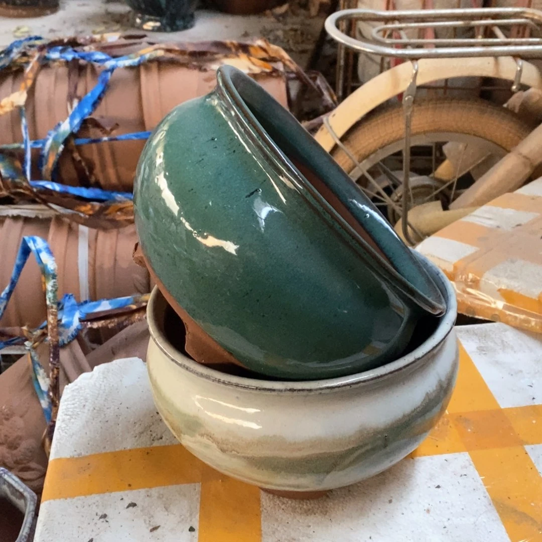 红陶瑕疵19/12；vjggb