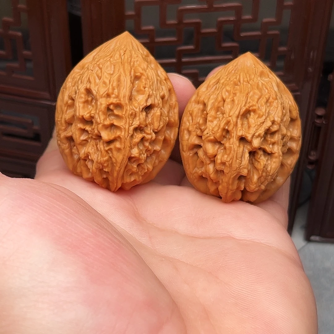 文玩核桃把件39尺大沽石