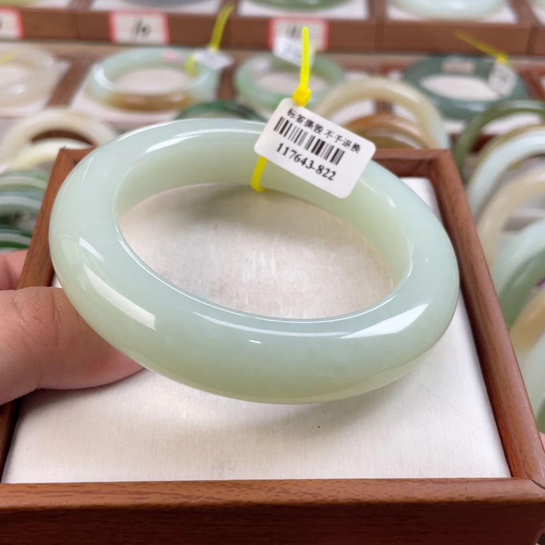 【闪购商品】和田玉手镯未镶嵌59-60
