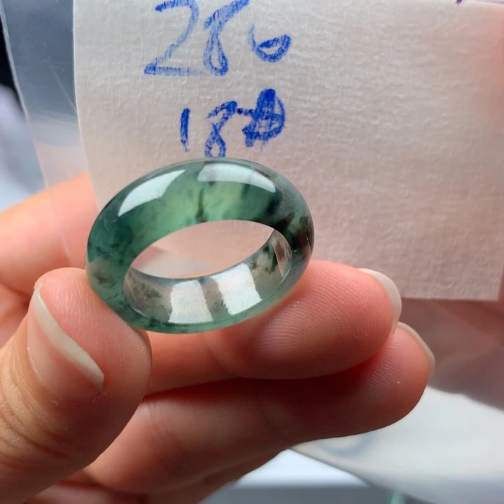 j***a定制翡翠未镶嵌戒圈