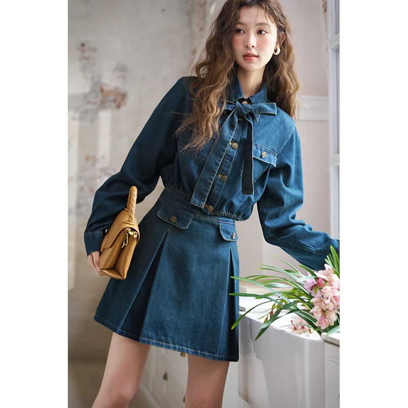 【年中大促】谜秀2025春秋装新款韩版修身复古蝴蝶结短款气质牛仔