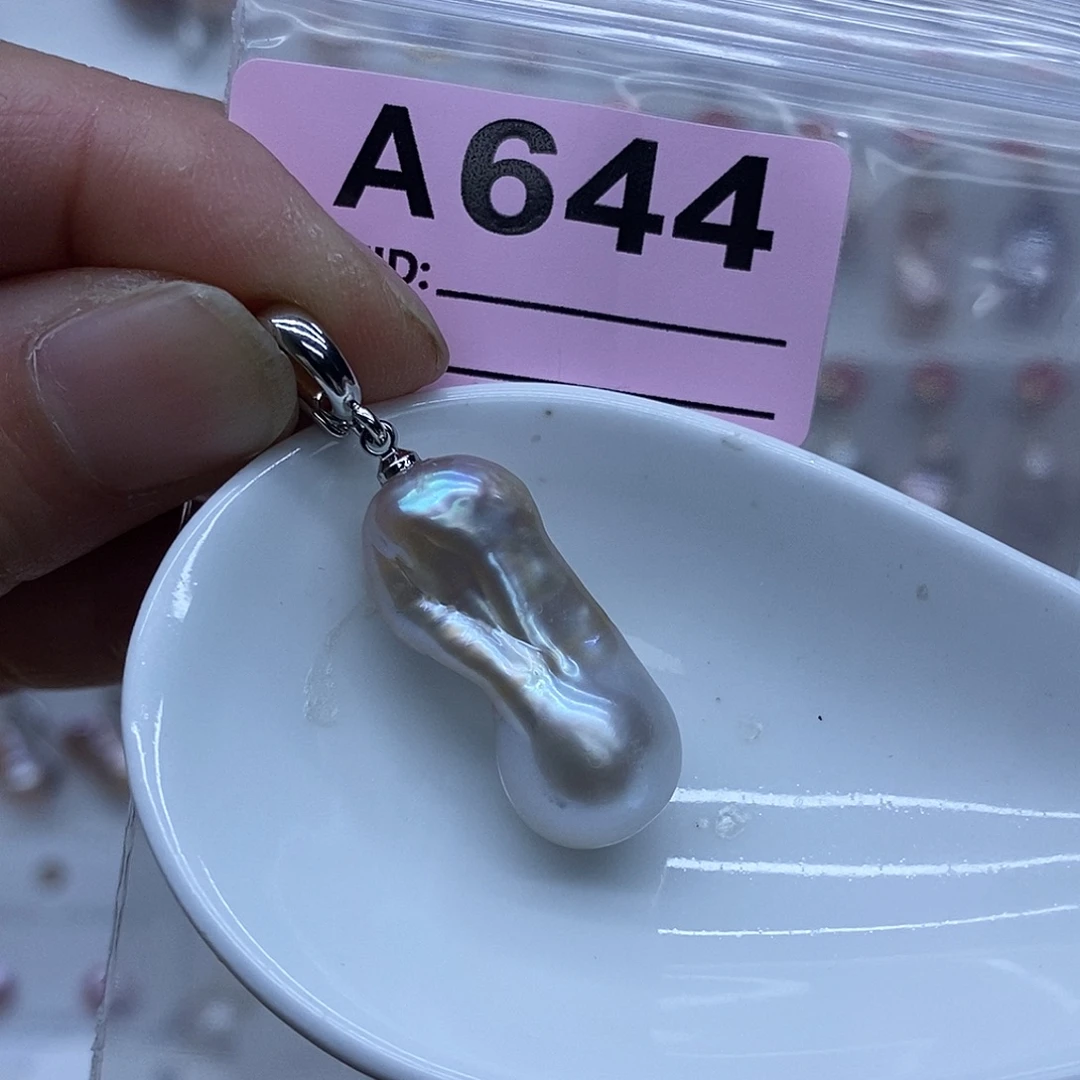 未镶嵌淡水珍珠颈饰