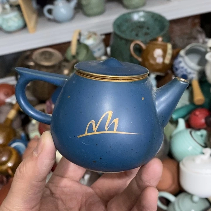 陶瓷艺术品及陶瓷壶