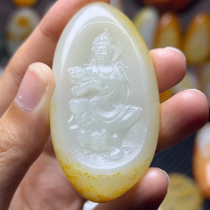 和田玉未镶嵌颈饰