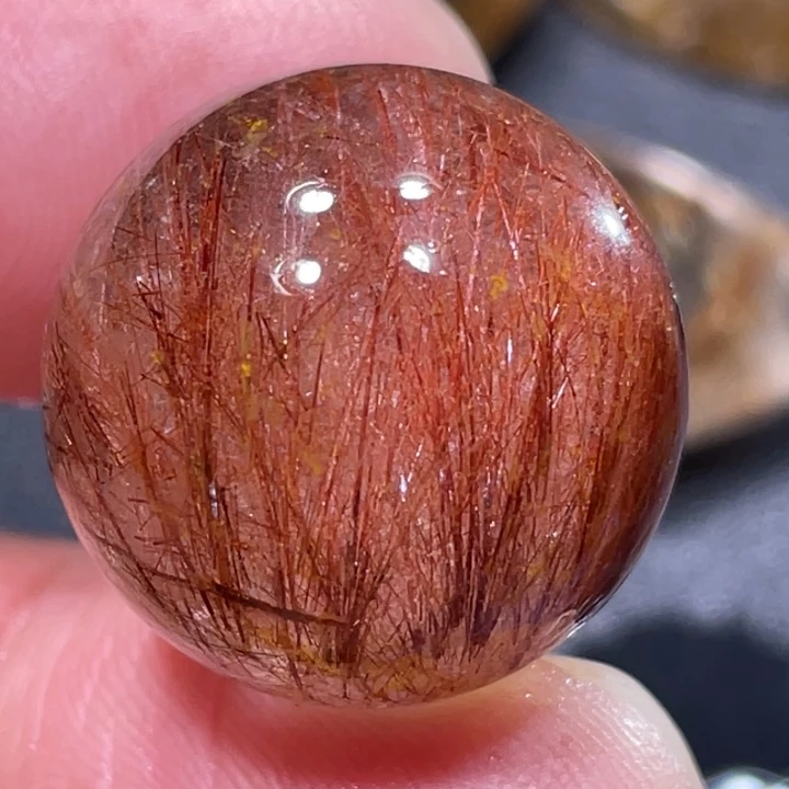 未镶嵌颈饰发晶?****?