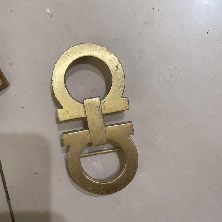 街***王闪电购铜摆件工艺品