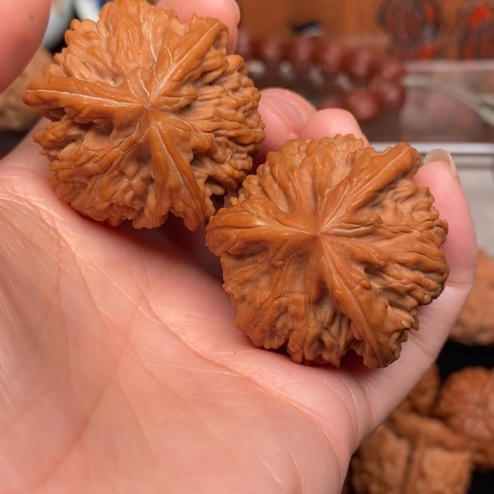 吊坠文玩核桃唯**富文山奔