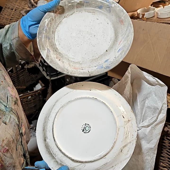 瓷片陶瓷盘子碗啥都有