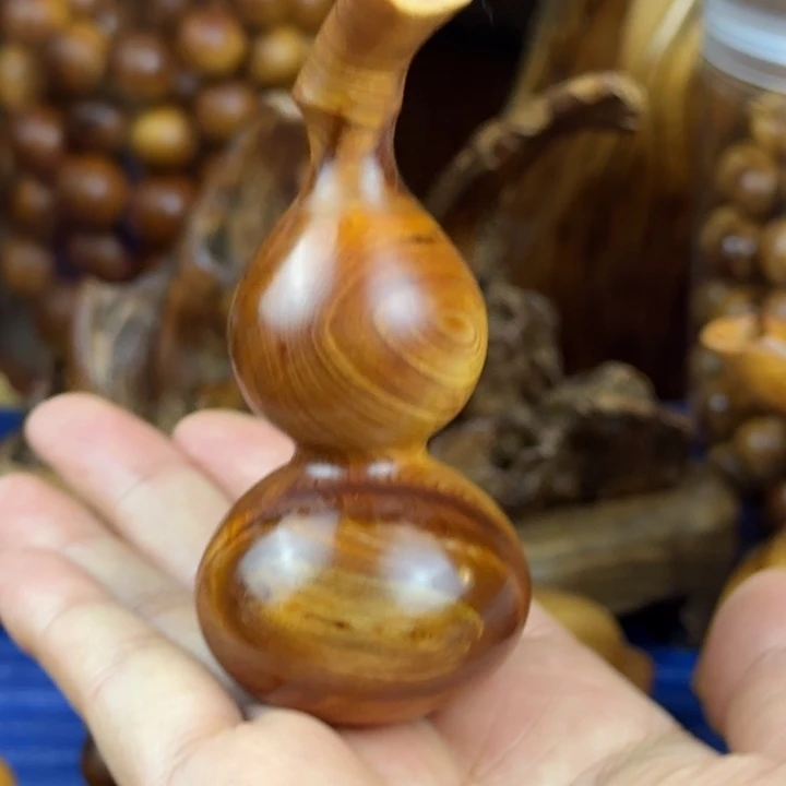 叶***秋柏木（崖柏）北太行崖柏陈化黑油葫芦