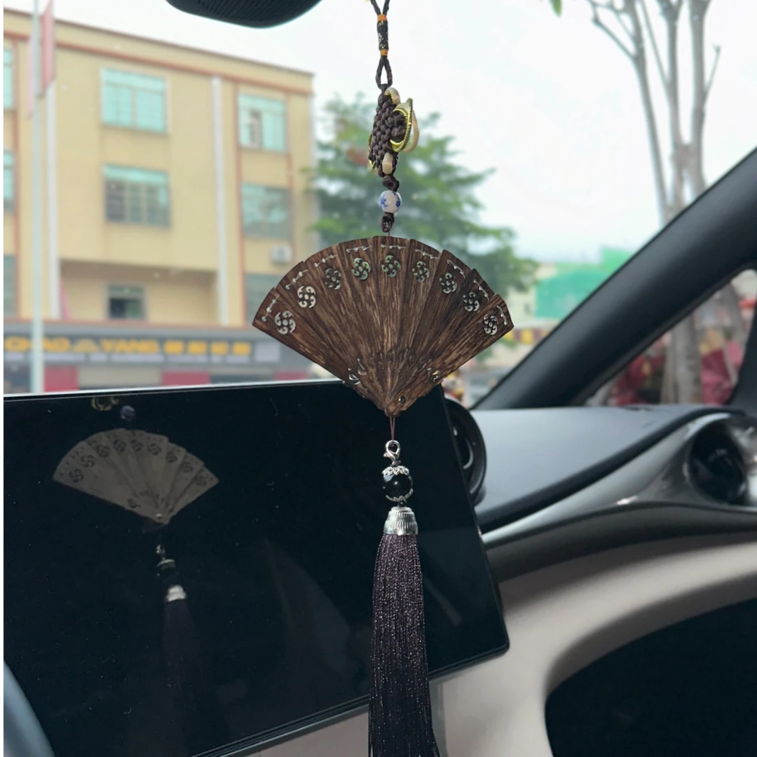 沉香奇楠沉香原料折叠扇 高油镂空扇子 复古新中式