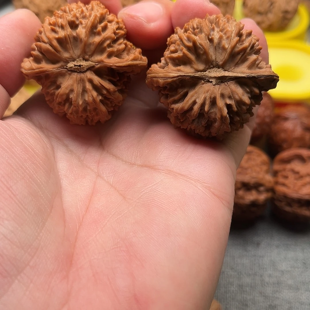 铁***，吊坠猴头核桃满天星