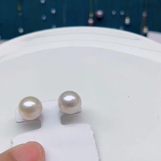 淡水珍珠耳饰未镶嵌