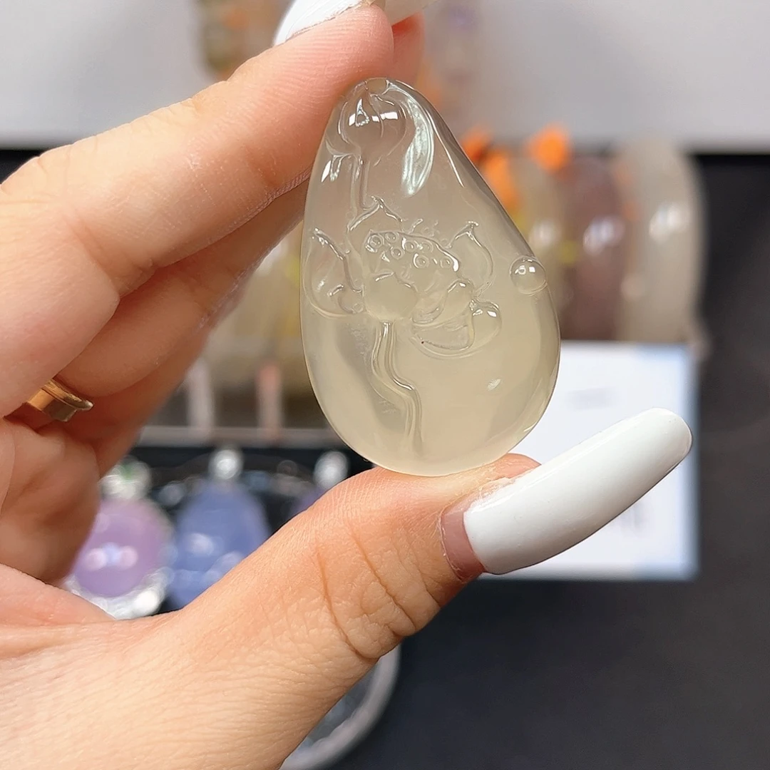 玛瑙/玉髓未镶嵌颈饰