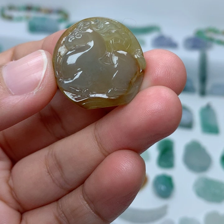 吊坠(不含链)未镶嵌翡翠