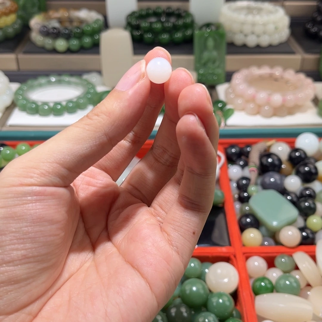 望***朔未镶嵌和田玉珠宝半成品卡10俄白过灯单珠
