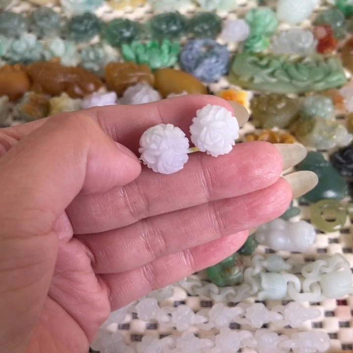 定制翡翠未镶嵌翡翠