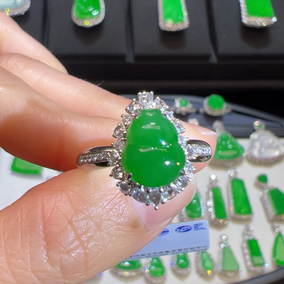 翡翠戒指18K金镶嵌收货48小时鉴赏期