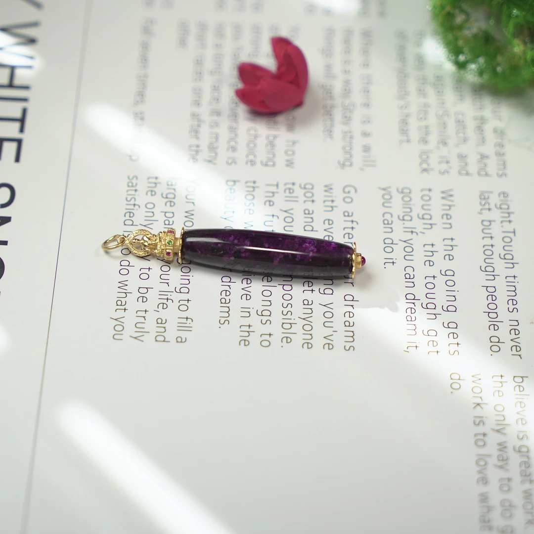 舒俱来红丝绒桶珠吊坠4300