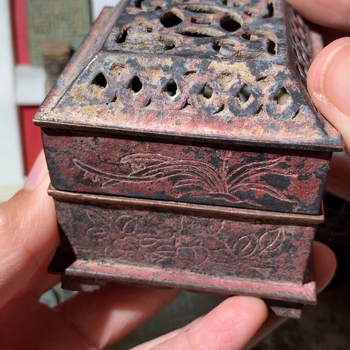 秦***阁铜现代工艺品 现代工艺品