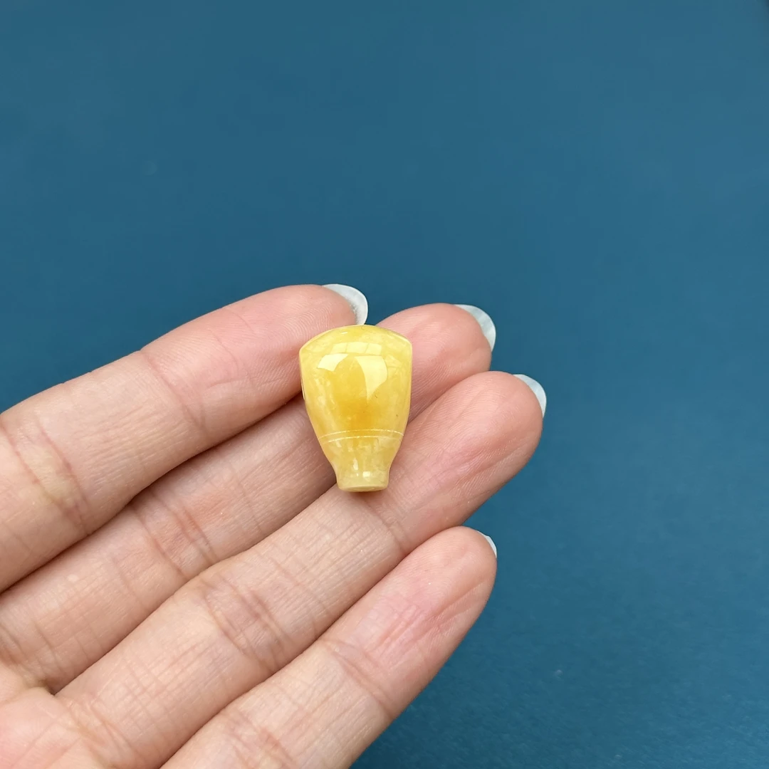 Y2928天然原矿蜜蜡 妖花三通 13*18.8mm抖音基地质检发货